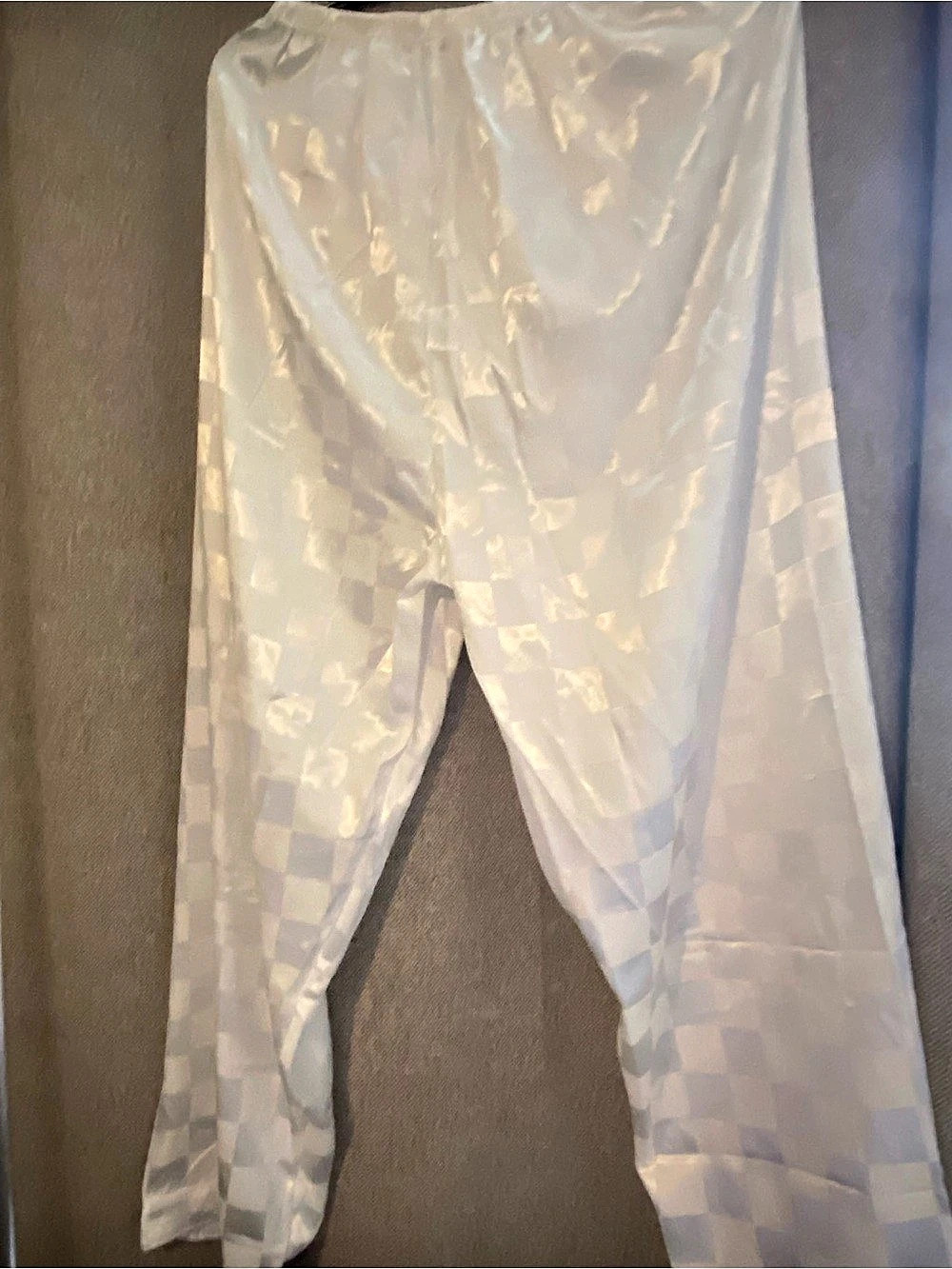 Pijamas White Checkered Pajama Set - Picture 3 of 4